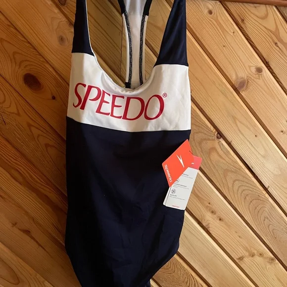 BNWT Speedo Jetstream One Piece Swimsuit - Picture 10 of 10